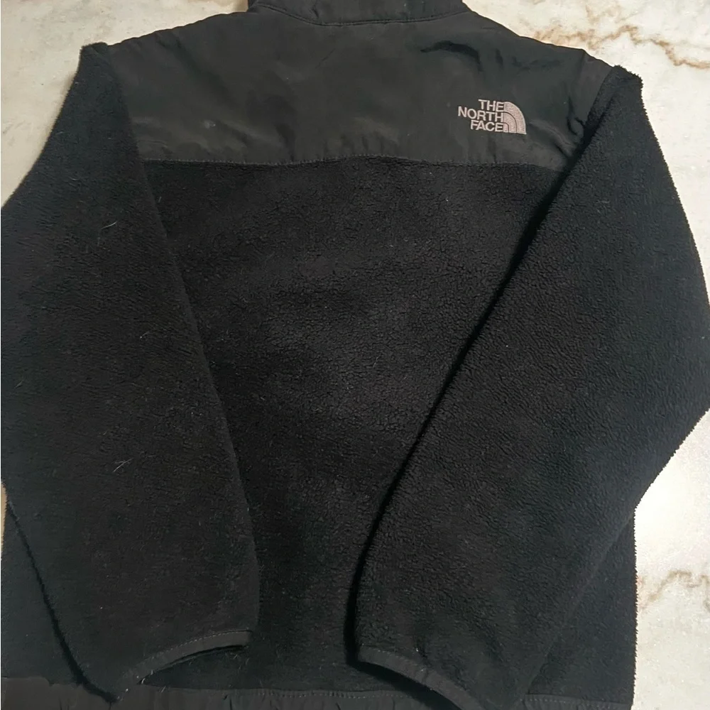The North face Denali Black / Gray Fleece Jacket Youth Full Zip Size Small 7/8